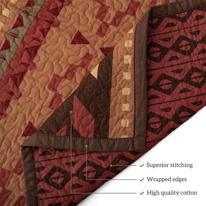 Broken Arrow Reversible Quilt Set