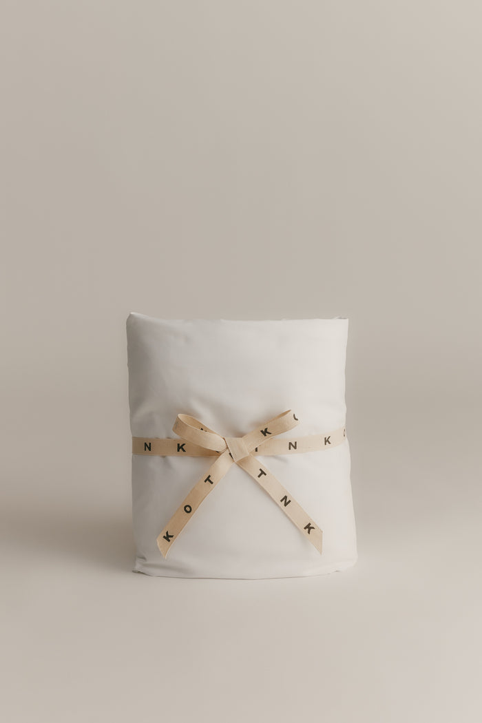 Fitted Sheet in White