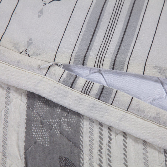 Patchwork Prairie Reversible Quilt Set Quilt