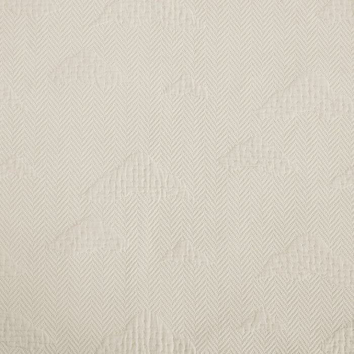 Pikes Peak Matelassé Bedding Set