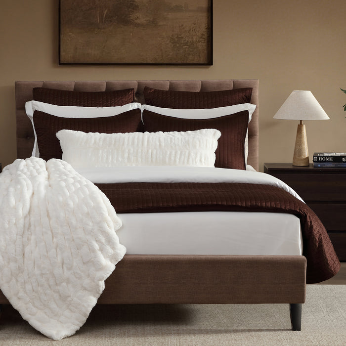 Satin Channel Quilt Set